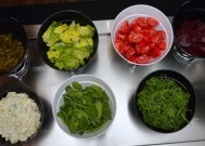 丝瓜汤怎么做最下奶（ 有哪些食材可以添加到丝瓜汤中以达到下奶的效果？）